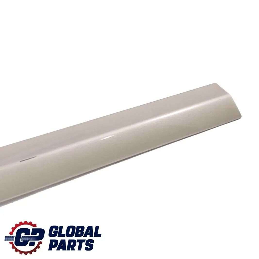  Mercedes-Benz CLC CL203 Moldura Trasera Derecha Trim Cubanite Silver - SKU A2036900862-CS - Número de pieza A2036900862