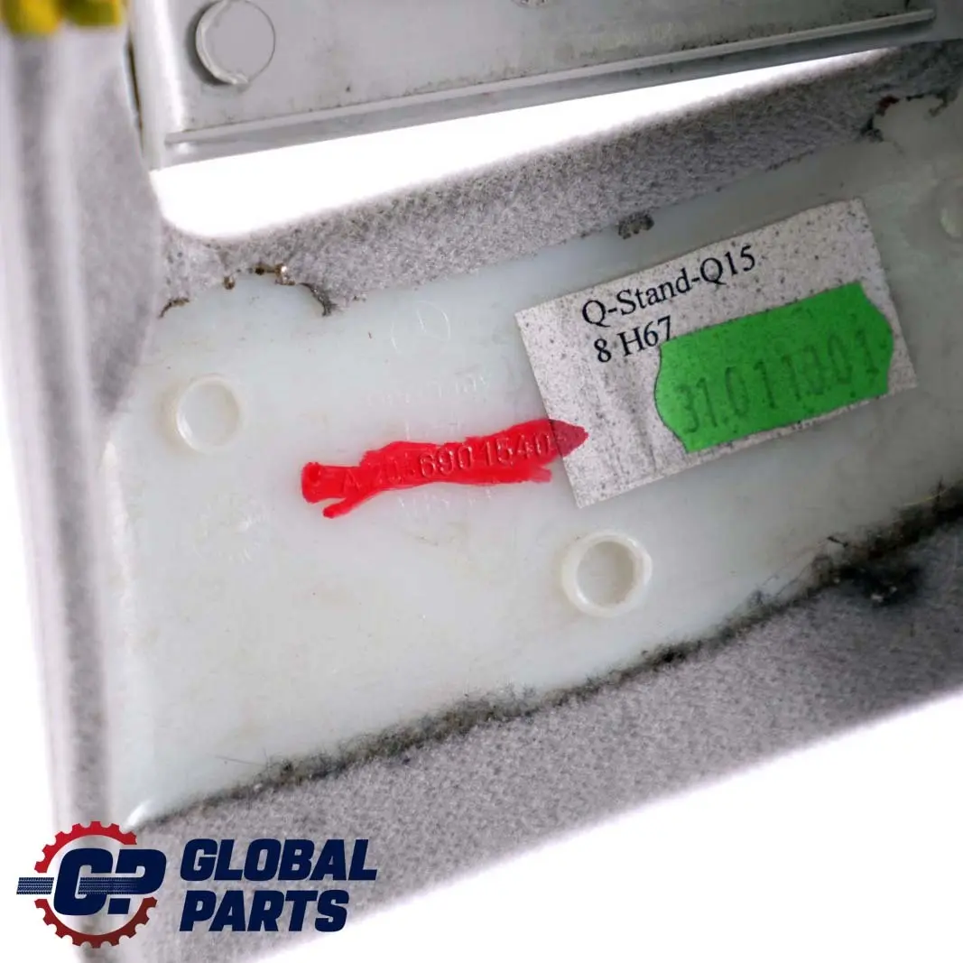 Mercedes-Benz C-Klasse W203 1 Blende B-Säule Links Grau für mit Teilenummer A2036901540 Mercedes-Benz C-Klasse W203 1 Blende B-Säule Links Grau - SKU A2036901540-1 - Teilenummer A2036901540