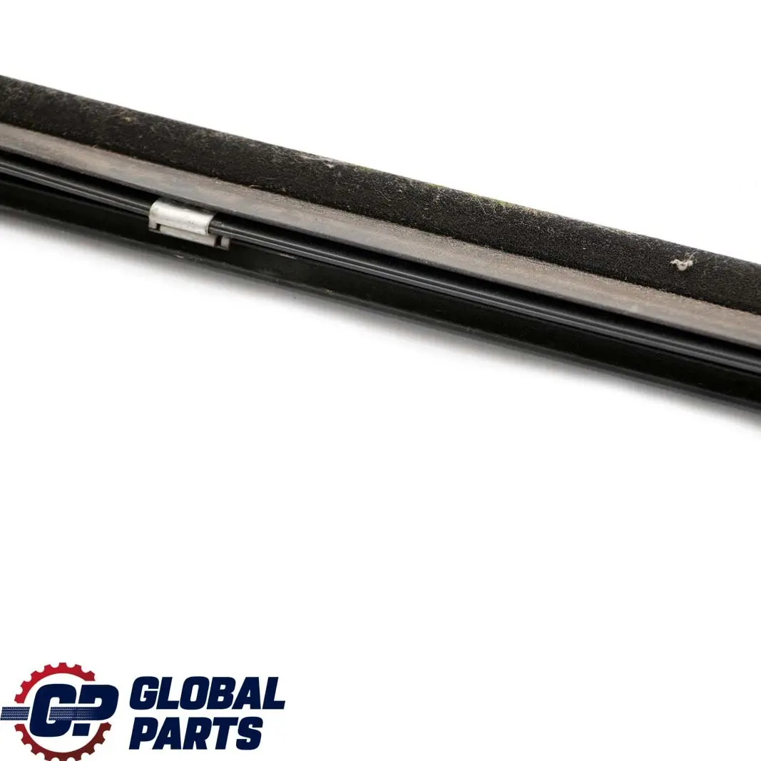 Mercedes W203 Modanatura Inferiore Esterna Finestrino Porta Anteriore Destro - SKU A2036901680 - Numero di parte A2036901680