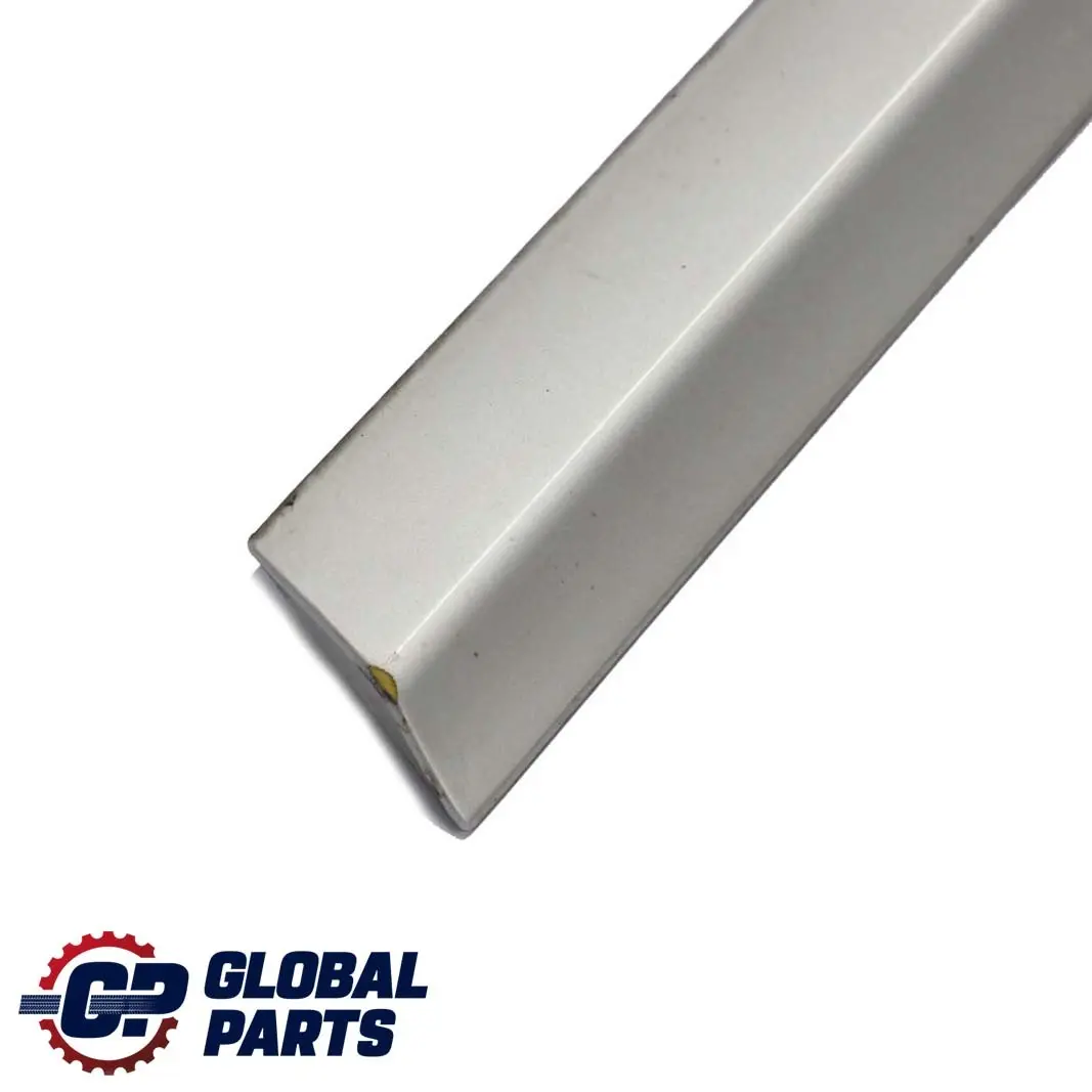 Mercedes-Benz CL203 SportCoupe Tür Vorne Links Zierleiste Brillantsilber 744 für mit Teilenummer A2036902982 Mercedes-Benz CL203 SportCoupe Tür Vorne Links Zierleiste Brillantsilber 744 - SKU A2036902982-BS - Teilenummer A2036902982