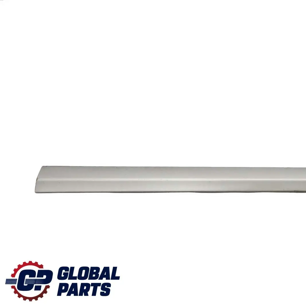 Porta Anteriore Sinistra Striscia Argento Brillante 744 per Mercedes Cl203 con numero di parte A2036902982 Mercedes Cl203 Porta Anteriore Sinistra Striscia Argento Brillante 744 - SKU A2036902982-BS - Numero di parte A2036902982