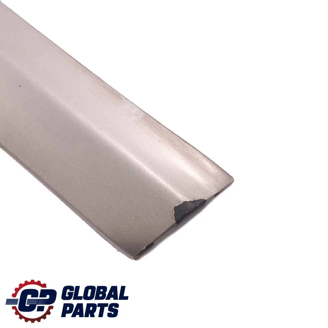 Mercedes CLC CL203 Banda Moldura Puerta Delantera Izquierda Plata Cubanita 723 - SKU A2036902982-CS - Número de pieza A2036902982