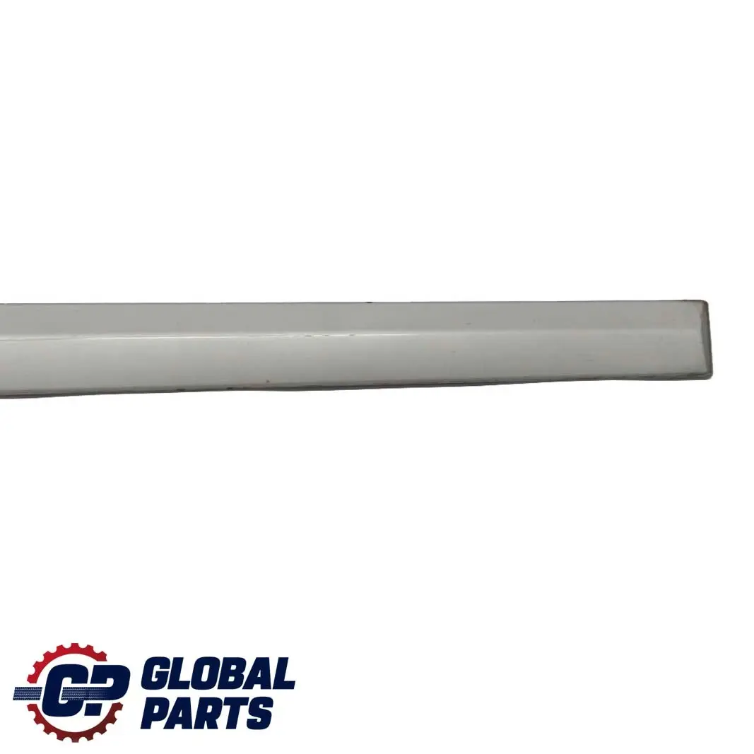 Listwa drzwi prawy przód do Mercedes CL203 W203 COUPE o numerze A2036903082 Mercedes CL203 W203 COUPE Listwa drzwi prawy przód - SKU A2036903082-BS - Numer Części A2036903082