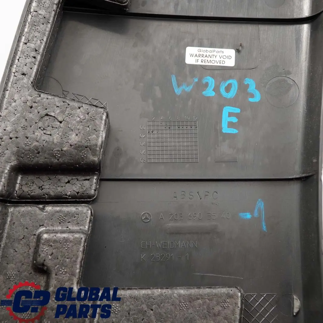 Mercedes-Benz C W203 Colonna B-Pillar Bottom Trim Panel Left N/S per con numero di parte A2036903540 Mercedes-Benz C W203 Colonna B-Pillar Bottom Trim Panel Left N/S - SKU A2036903540-1 - Numero di parte A2036903540