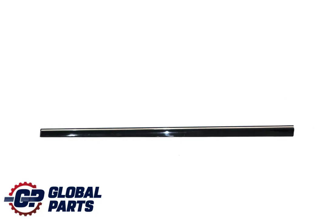 Striscia di rivestimento anteriore sinistra Nero Ossidiana 197U per Mercedes CL203 con numero di parte A2036903582 Mercedes CL203 Striscia di rivestimento anteriore sinistra Nero Ossidiana 197U - SKU A2036903582-OB - Numero di parte A2036903582