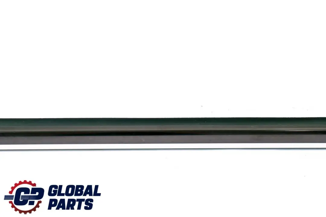 Mercedes C W203 Bande d'étanchéité de porte avant droite - SKU A2036903680 - Numéro de pièce A2036903680