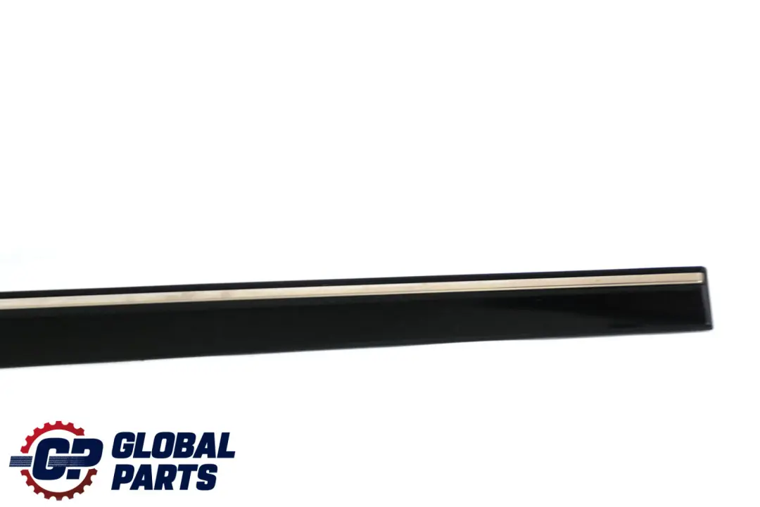 Mercedes CLC CL203 Delantero Derecho Molding Tira Obsidiana Negro 197U - SKU A2036903682-OB - Número de pieza A2036903682
