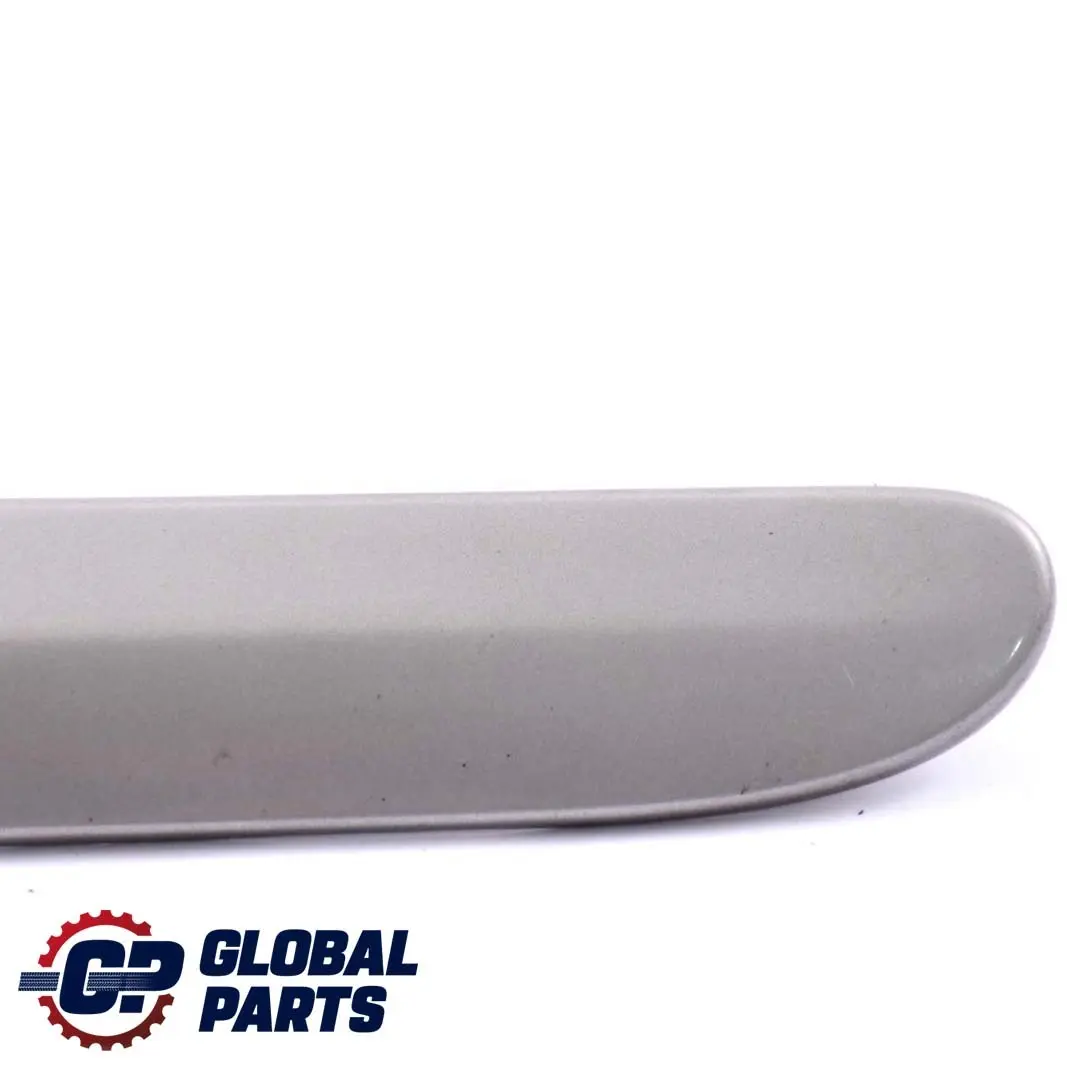 Guardabarros delantero derecho moldura tira cubanita plata para Mercedes CLC CL203 con número de pieza A2036904262 Mercedes CLC CL203 Guardabarros delantero derecho moldura tira cubanita plata - SKU A2036904262-CS - Número de pieza A2036904262