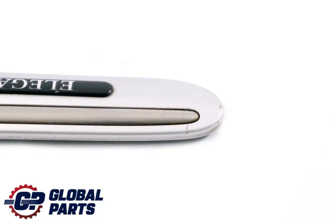 Mercedes W203 Parafango Anteriore Sinistro Striscia Modanatura Argento Brillante - SKU A2036904762-BS - Numero di parte A2036904762