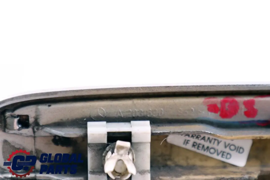 Guardabarros Delantero Derecho Banda De Moldura Plata Brillante para Mercedes W203 con número de pieza A2036904862 Mercedes W203 Guardabarros Delantero Derecho Banda De Moldura Plata Brillante - SKU A2036904862-BS - Número de pieza A2036904862