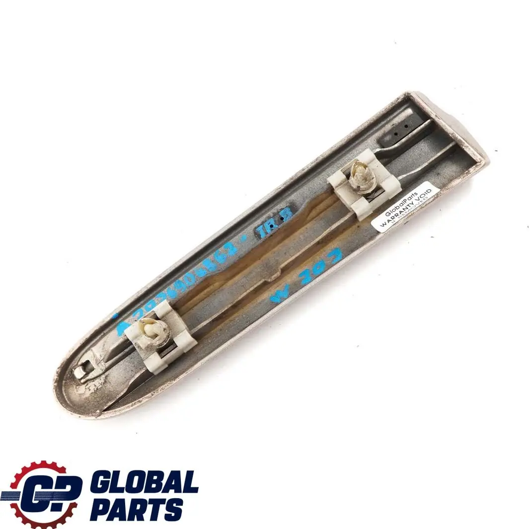 Guardabarros Delantero Derecho Liston Moldura Travertino Beige 693 para Mercedes W203 con número de pieza A2036904862 Mercedes W203 Guardabarros Delantero Derecho Liston Moldura Travertino Beige 693 - SKU A2036904862-TRB - Número de pieza A2036904862