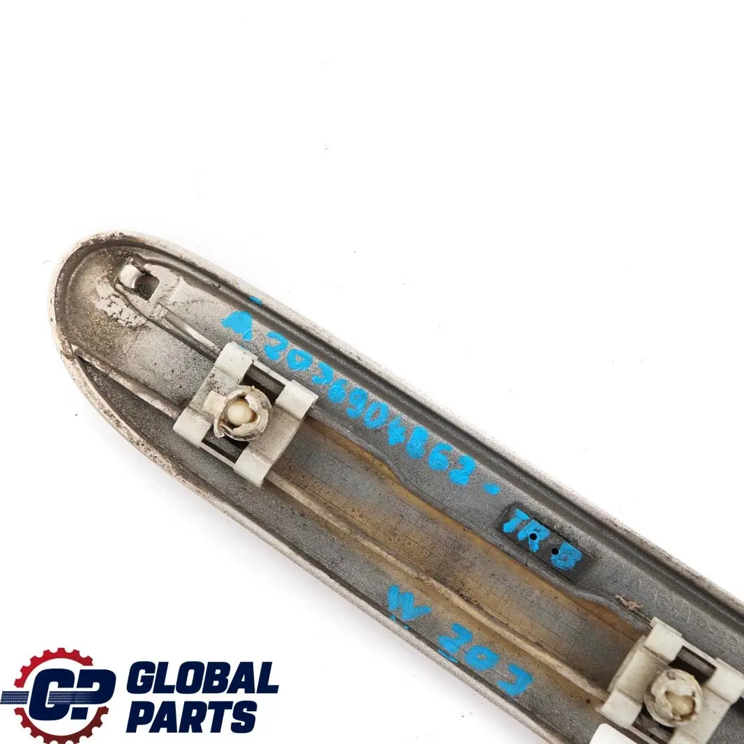 Guardabarros Delantero Derecho Liston Moldura Travertino Beige 693 para Mercedes W203 con número de pieza A2036904862 Mercedes W203 Guardabarros Delantero Derecho Liston Moldura Travertino Beige 693 - SKU A2036904862-TRB - Número de pieza A2036904862