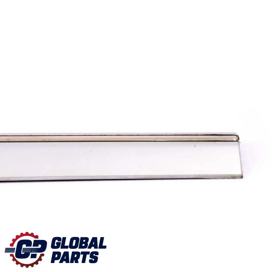 Mercedes-Benz C W203 Hinten Rechts Zierleiste Abdeckleiste Brilliant Silver für mit Teilenummer A2036905262 Mercedes-Benz C W203 Hinten Rechts Zierleiste Abdeckleiste Brilliant Silver - SKU A2036905262-BS - Teilenummer A2036905262