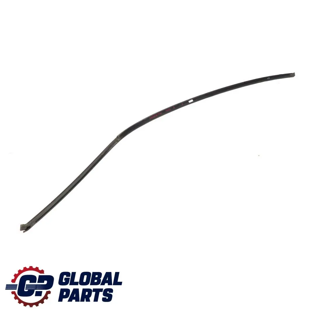 Mercedes-Benz C W203 Moldura Deflector De Agua Derecha Rail De Techo para con número de pieza A2036907062 Mercedes-Benz C W203 Moldura Deflector De Agua Derecha Rail De Techo - SKU A2036907062 - Número de pieza A2036907062