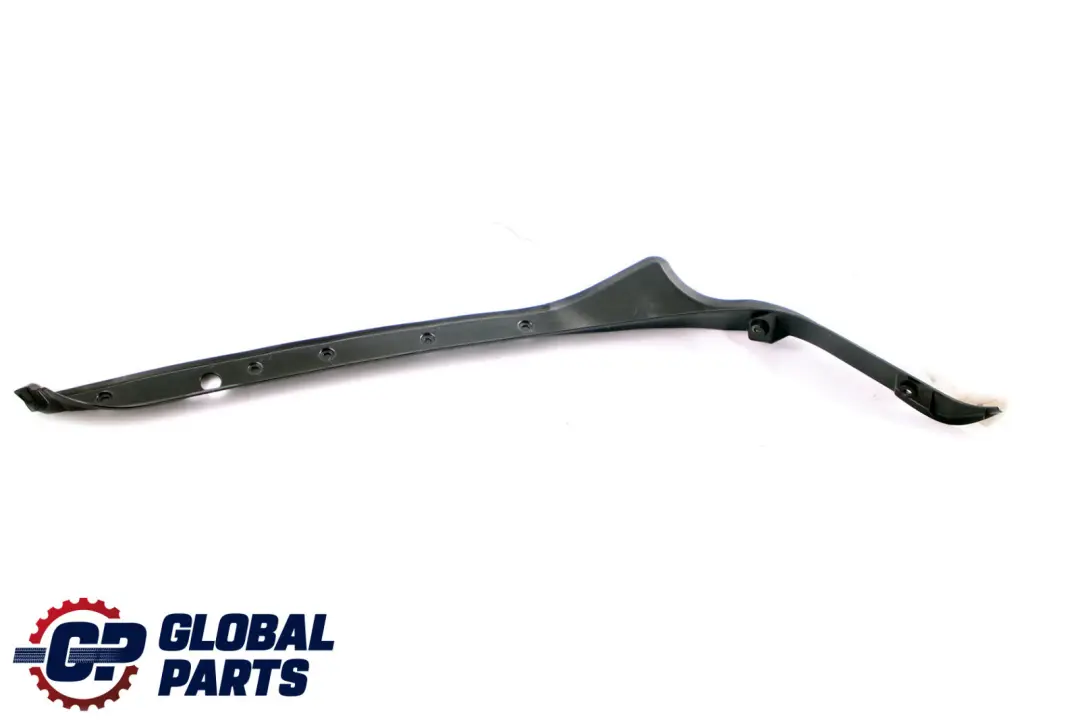 Garniture Coffre Bagages Panneau Toit Droit pour Mercedes CLC-Class CL203 à propos du numéro de pièce A2036933033 Mercedes CLC-Class CL203 Garniture Coffre Bagages Panneau Toit Droit - SKU A2036933033 - Numéro de pièce A2036933033