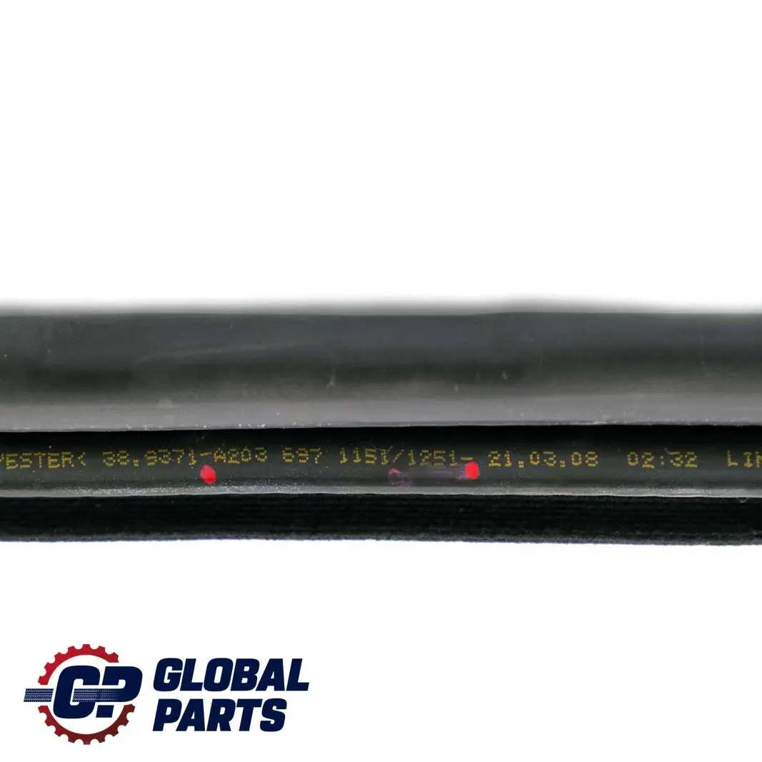 Junta de estanqueidad de puerta delantera derecha para Mercedes CLK W209 con número de pieza A2036971251 Mercedes CLK W209 Junta de estanqueidad de puerta delantera derecha - SKU A2036971251 - Número de pieza A2036971251