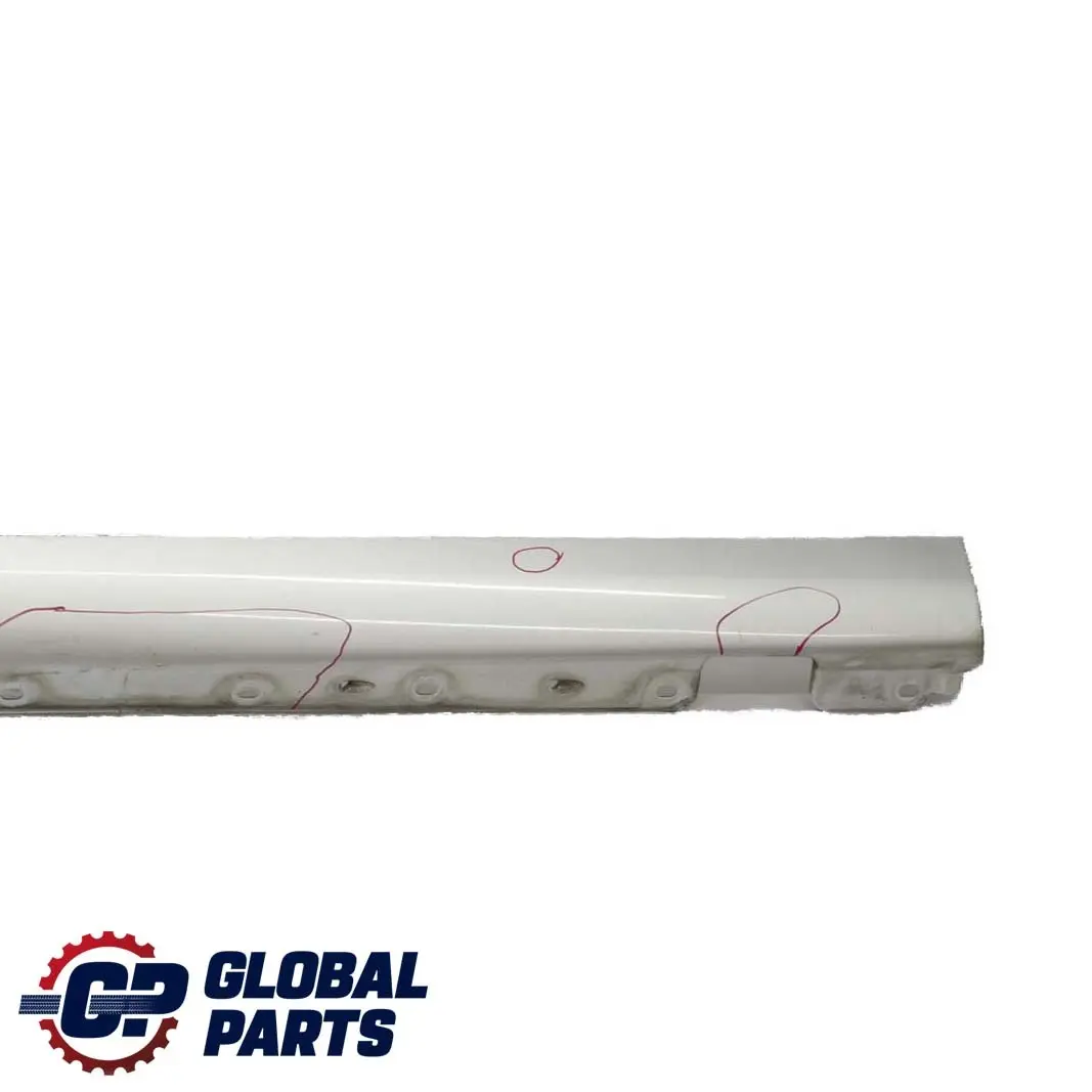  Mercedes-Benz W203 Listello Portiera Apertura Gonna SX Brillante Argento - SKU A2036980154-BS - Numero di parte A2036980154