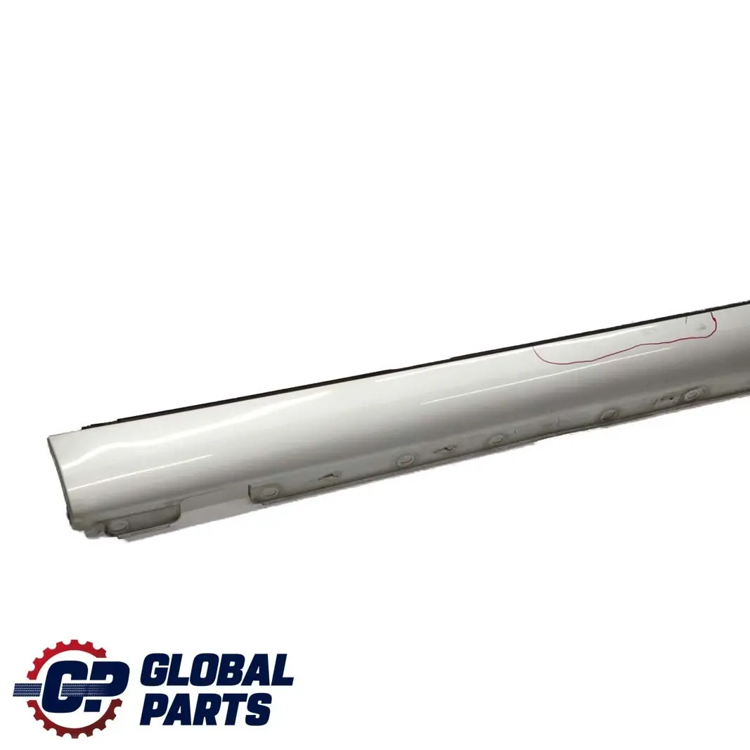 Mercedes W203 Embellecedor Umbral Puerta Derecha Plateado Brillante 744 - SKU A2036980254-BS - Número de pieza A2036980254