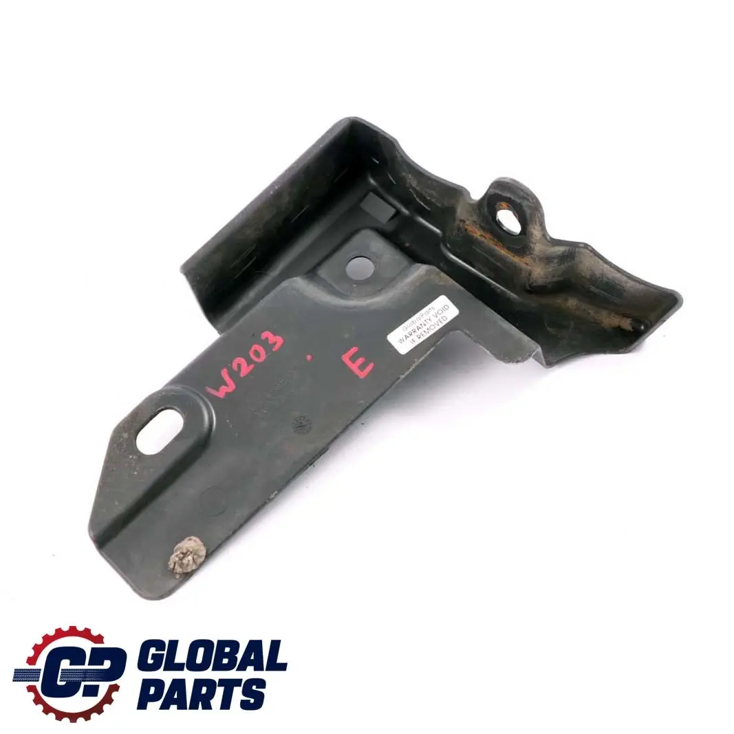 Classe C W203 Coperchio paraspruzzi posteriore sinistro N/S per Mercedes con numero di parte A2036982330 Mercedes Classe C W203 Coperchio paraspruzzi posteriore sinistro N/S - SKU A2036982330 - Numero di parte A2036982330