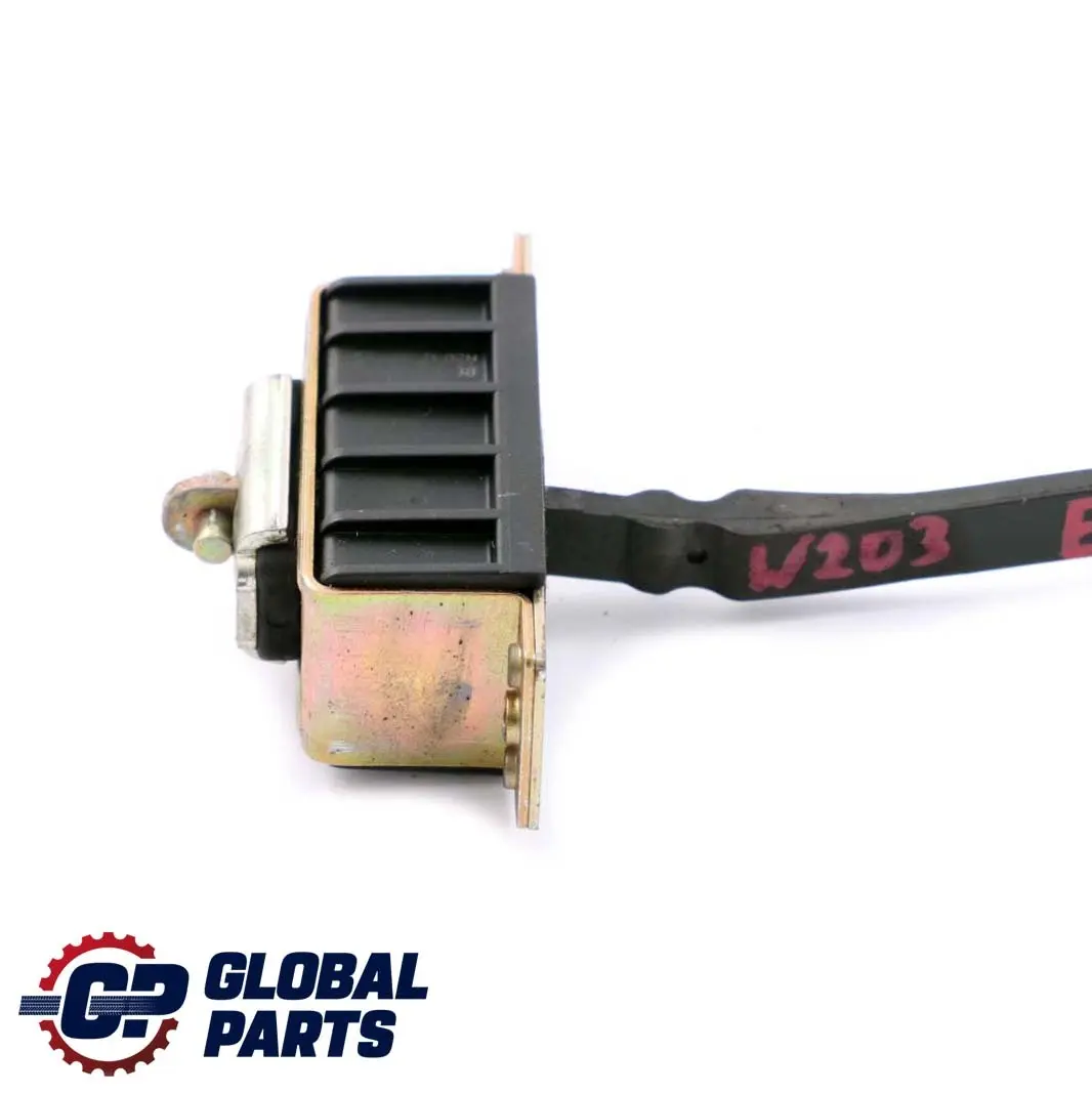 Puerta Freno Tope Correa Delantera Izquierda Derecha para Mercedes C W203 con número de pieza A2037200116 Mercedes C W203 Puerta Freno Tope Correa Delantera Izquierda Derecha - SKU A2037200116 - Número de pieza A2037200116