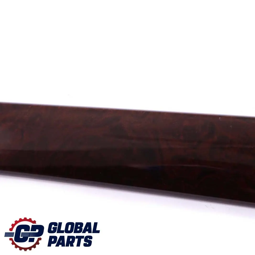 Liston De madera Cubierta Puerta Delantera Izquierda para Mercedes C W203 con número de pieza A2037200122 Mercedes C W203 Liston De madera Cubierta Puerta Delantera Izquierda - SKU A2037200122 - Número de pieza A2037200122