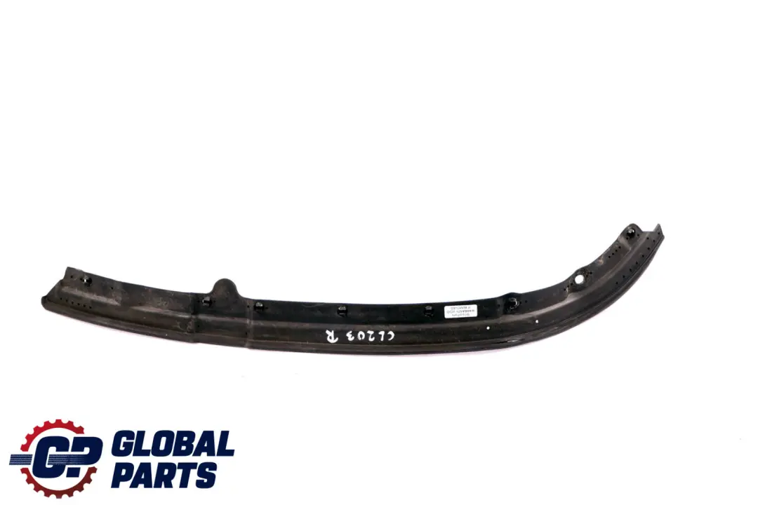 Guarnizione paraspruzzi porta anteriore destra per Mercedes CL203 con numero di parte A2037202078 Mercedes CL203 Guarnizione paraspruzzi porta anteriore destra - SKU A2037202078 - Numero di parte A2037202078