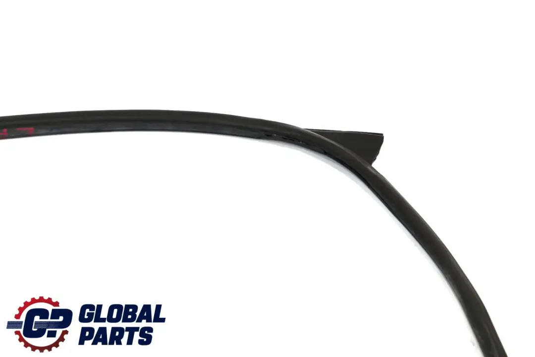 Mercedes Classe C W203 Porta Anteriore Sinistra Guarnizione Paraurti - SKU A2037202178 - Numero di parte A2037202178