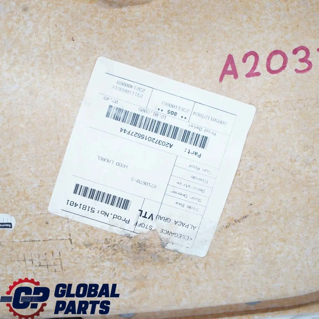  Mercedes-Benz C Klasse W203 Türverkleidung Vorne Links Stoff Alpaca Grau - SKU A2037202972 - Teilenummer A2037202972