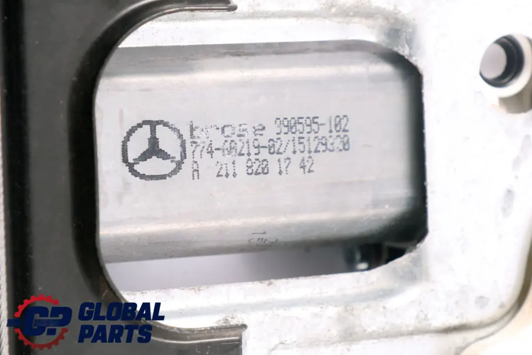  Mercedes-Benz Classe CLC CL203 Porte avant Droite Leve-vitre electrique - SKU A2037204046 - Numéro de pièce A2037204046