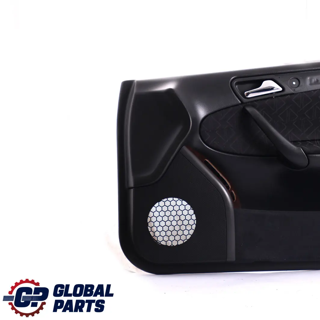 Mercedes W203 Delantera Derecha O / Panel De La tarjeta De puerta De tela Negro - SKU A2037208270-1 - Número de pieza A2037208270