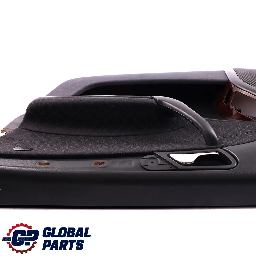 Mercedes W203 Delantera Derecha O / Panel De La tarjeta De puerta De tela Negro - SKU A2037208270-1 - Número de pieza A2037208270