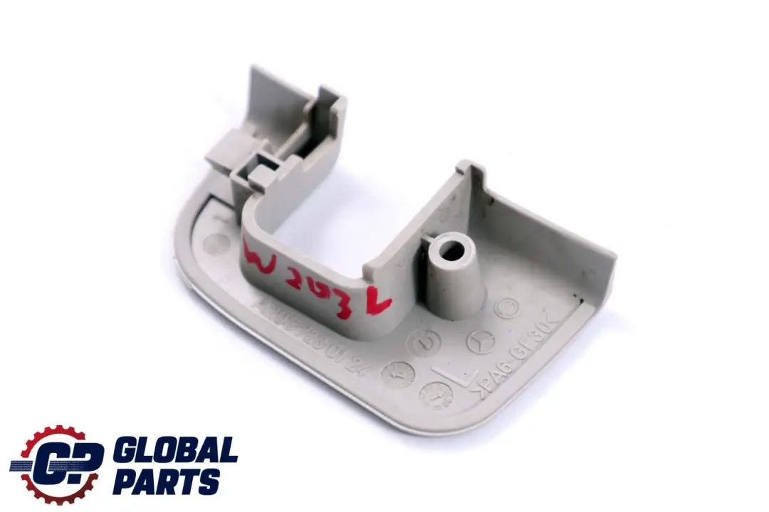 Klasse W203 C209 Türschloss Verkleidung Links Grau für Mercedes C CLK mit Teilenummer A2037230124 Mercedes C CLK Klasse W203 C209 Türschloss Verkleidung Links Grau - SKU A2037230124-1 - Teilenummer A2037230124