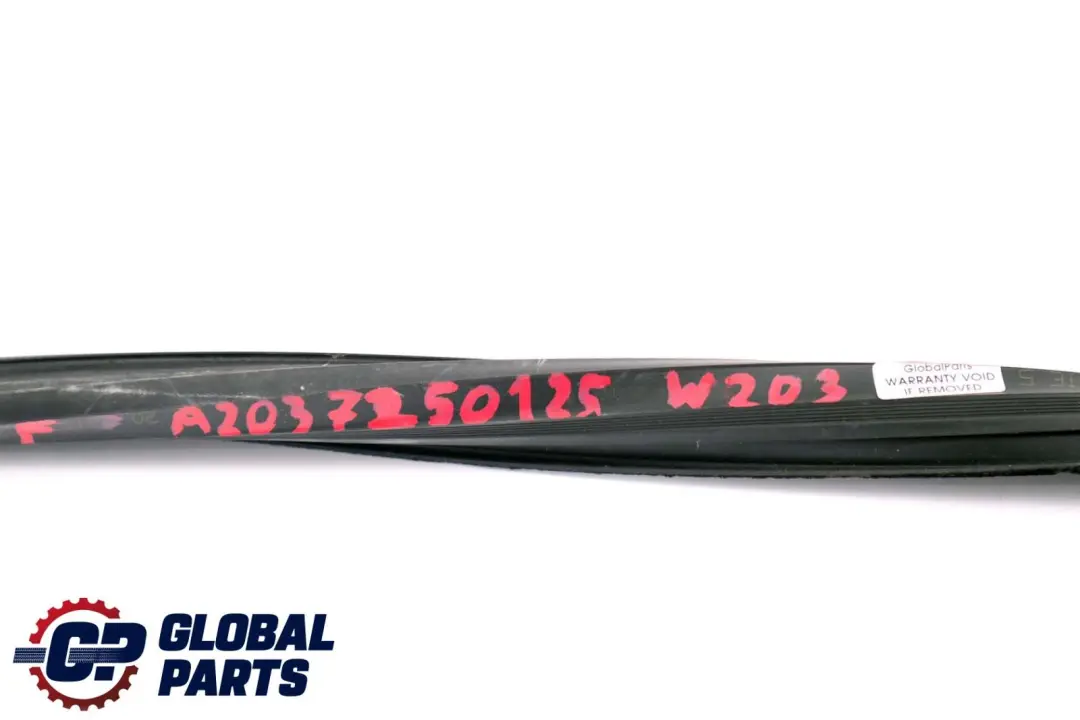 Mercedes W203 Puerta Delantera Izquierda Junta De Guia De Ventana - SKU A2037250125 - Número de pieza A2037250125