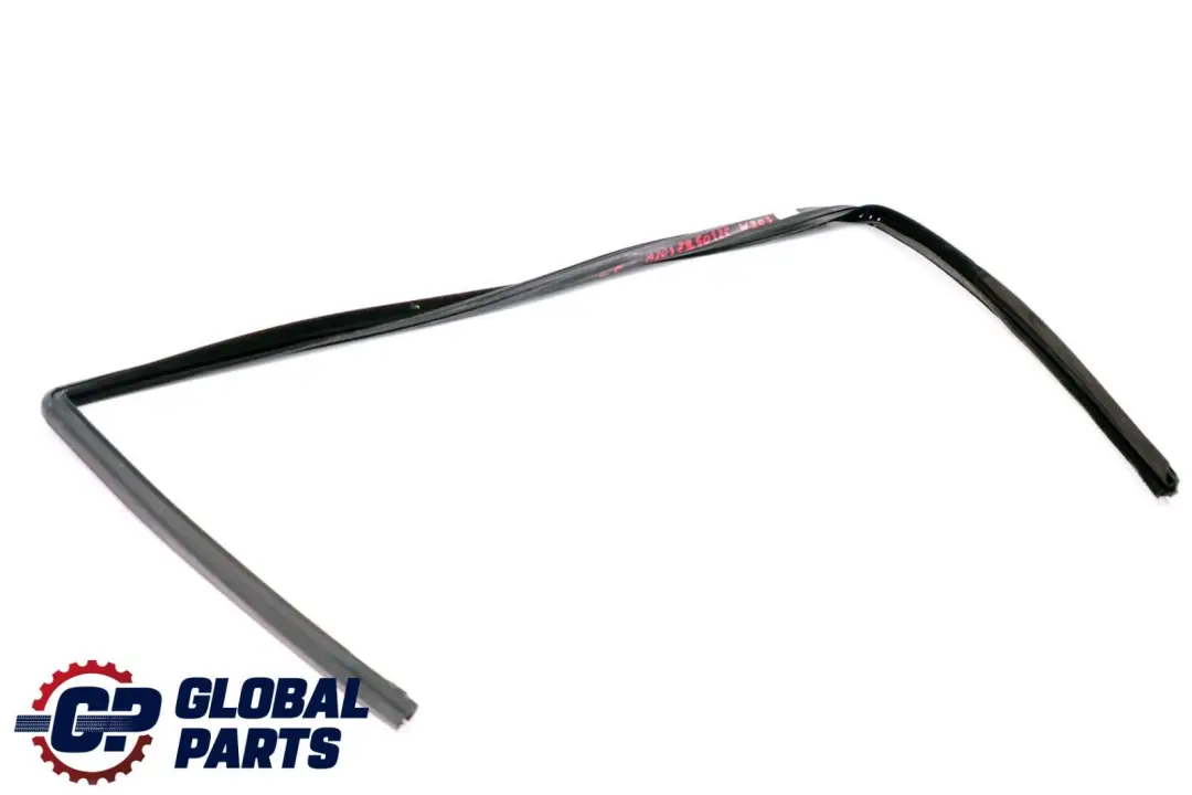 Mercedes C W203 Uszczelka szyby drzwi przed lewe - SKU A2037250125 - Numer Części A2037250125