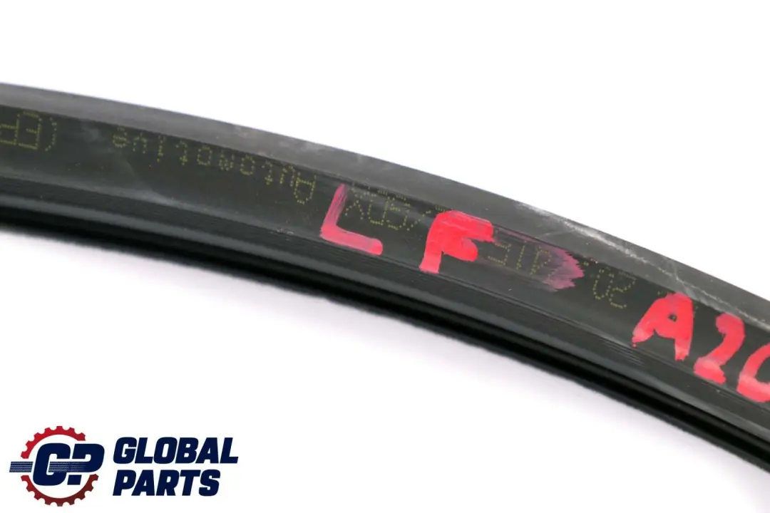 Mercedes W203 Puerta Delantera Izquierda Junta De Guia De Ventana - SKU A2037250125 - Número de pieza A2037250125