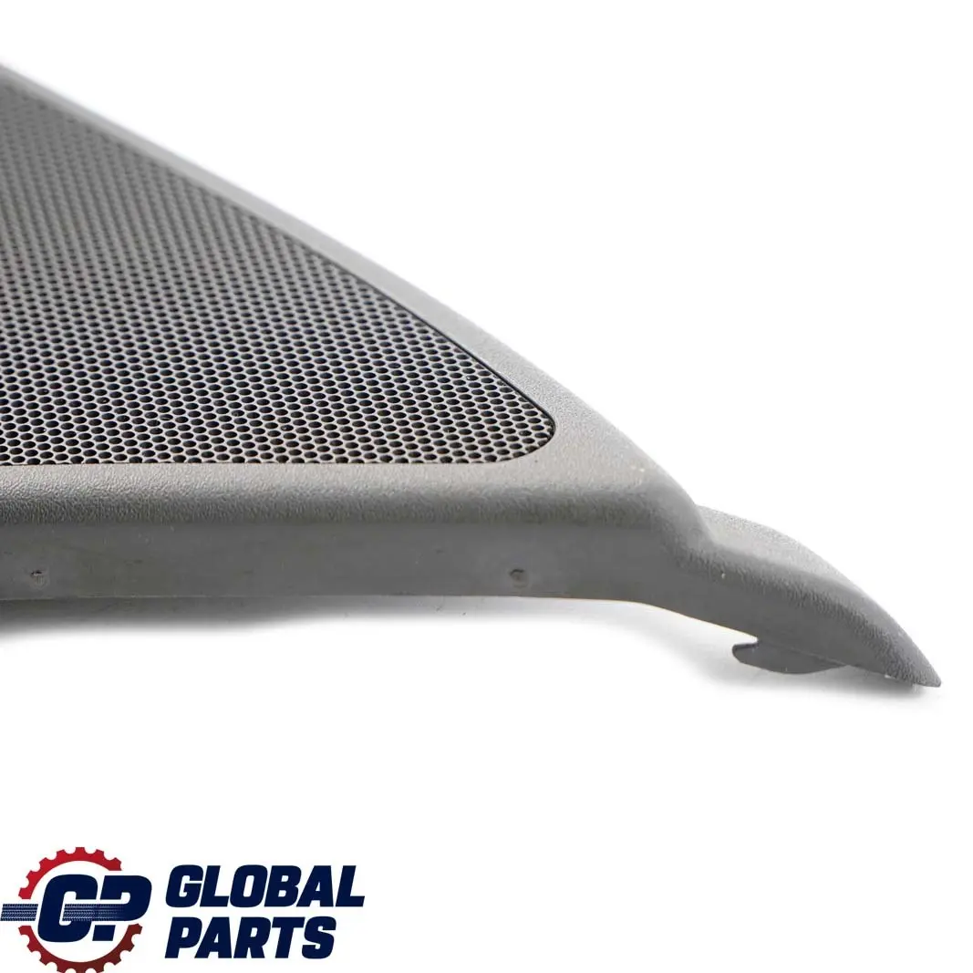 Cubierta Triangular para Espejo Retrovisor Delantero Izquierdo para Mercedes W203 con número de pieza A2037250194 Mercedes W203 Cubierta Triangular para Espejo Retrovisor Delantero Izquierdo - SKU A2037250194-1 - Número de pieza A2037250194