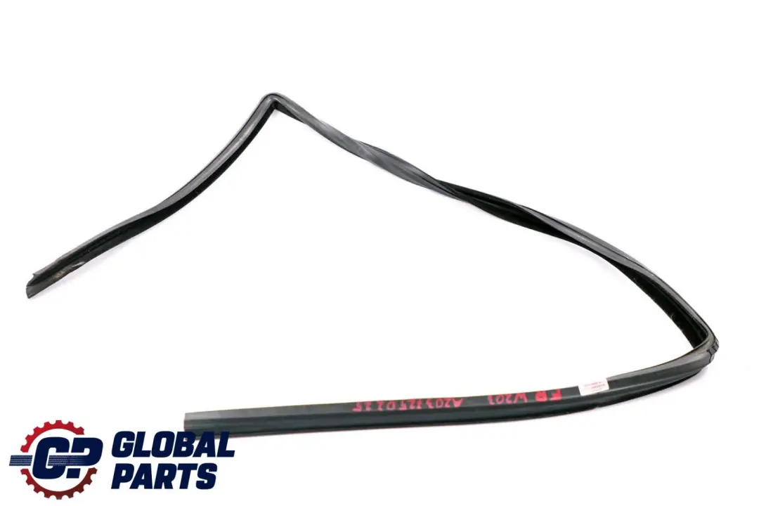 Mercedes W203 Uszczelka szyby drzwi przed prawe - SKU A2037250225 - Numer Części A2037250225