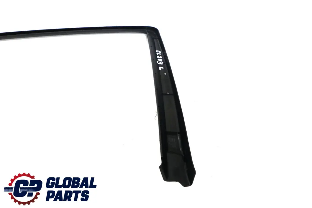 Izquierda Ventana Marco Moldura Cubierta para Mercedes CL203 con número de pieza A2037250371 Mercedes CL203 Izquierda Ventana Marco Moldura Cubierta - SKU A2037250371 - Número de pieza A2037250371