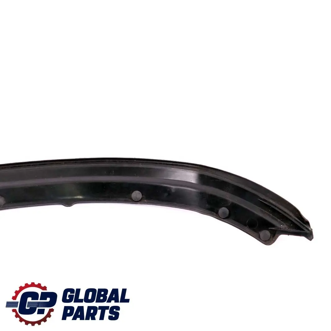 Mercedes-Benz Clase C W203 Burlete De puerta delantera derecha para con número de pieza A2037271830 Mercedes-Benz Clase C W203 Burlete De puerta delantera derecha - SKU A2037271830 - Número de pieza A2037271830