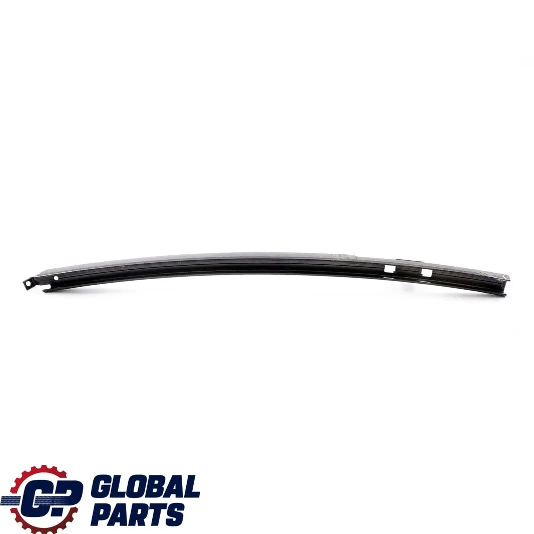 Finestrino posteriore sinistro Striscia rivestimento modanatura per Mercedes W203 con numero di parte A2037300119 Mercedes W203 Finestrino posteriore sinistro Striscia rivestimento modanatura - SKU A2037300119 - Numero di parte A2037300119