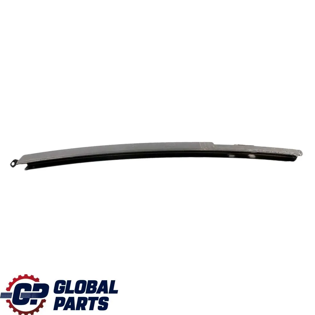 Finestrino posteriore sinistro Striscia rivestimento modanatura per Mercedes W203 con numero di parte A2037300119 Mercedes W203 Finestrino posteriore sinistro Striscia rivestimento modanatura - SKU A2037300119 - Numero di parte A2037300119