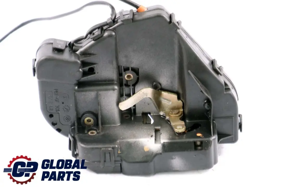 Mercedes W203 Actuador Mecanismo Cierre Puerta Trasera Izquierda - SKU A2037300135 - Número de pieza A2037300135