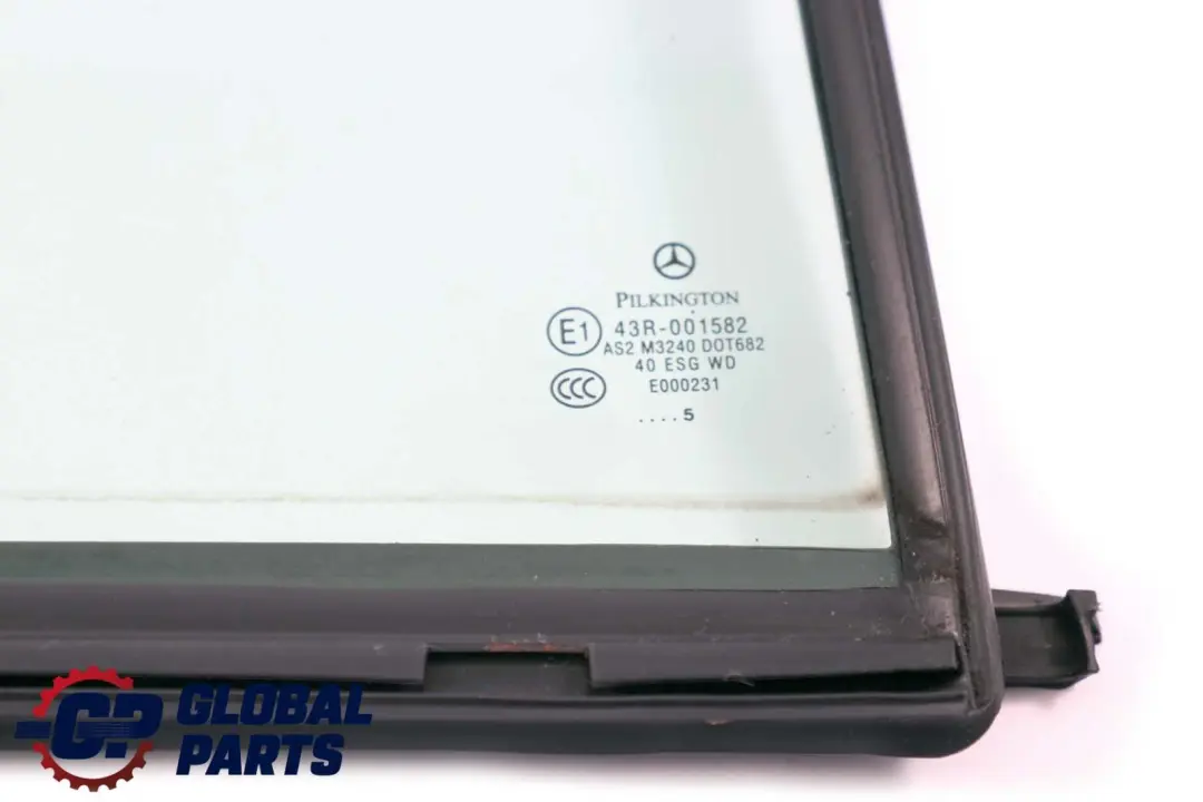Ventana Lateral Trasera Derecha Cristal Verde AS2 para Mercedes C W203 con número de pieza A2037300200 Mercedes C W203 Ventana Lateral Trasera Derecha Cristal Verde AS2 - SKU A2037300200 - Número de pieza A2037300200