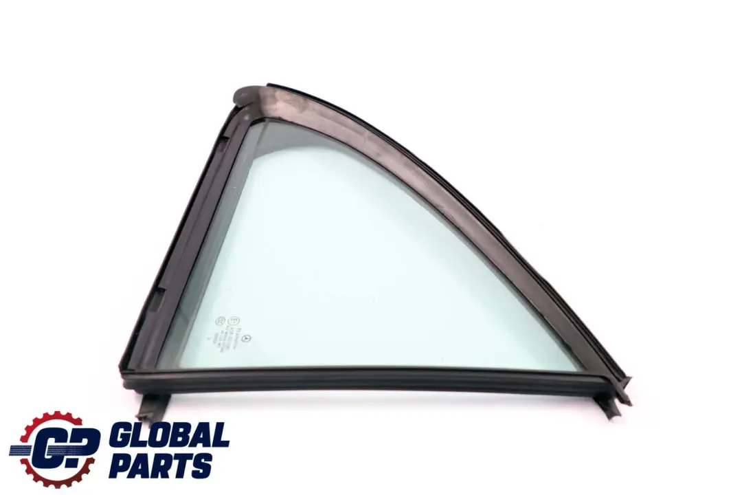 Finestra laterale posteriore destra vetro verde AS2 per Mercedes C W203 con numero di parte A2037300200 Mercedes C W203 Finestra laterale posteriore destra vetro verde AS2 - SKU A2037300200 - Numero di parte A2037300200