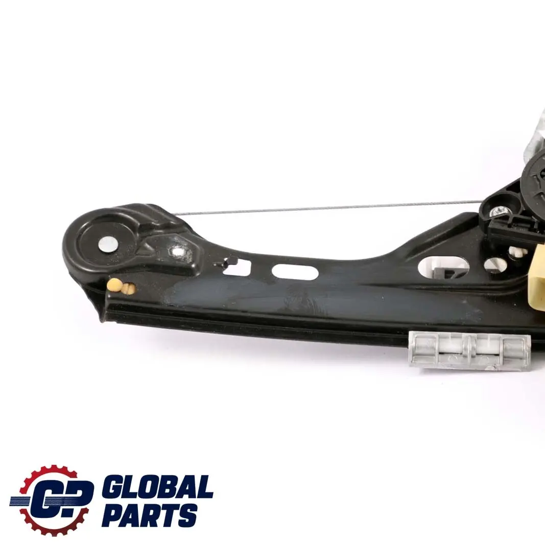 Regulator Szyby Prawy Tył do Mercedes C W203 o numerze A2037300446 Mercedes C W203 Regulator Szyby Prawy Tył - SKU A2037300446 - Numer Części A2037300446