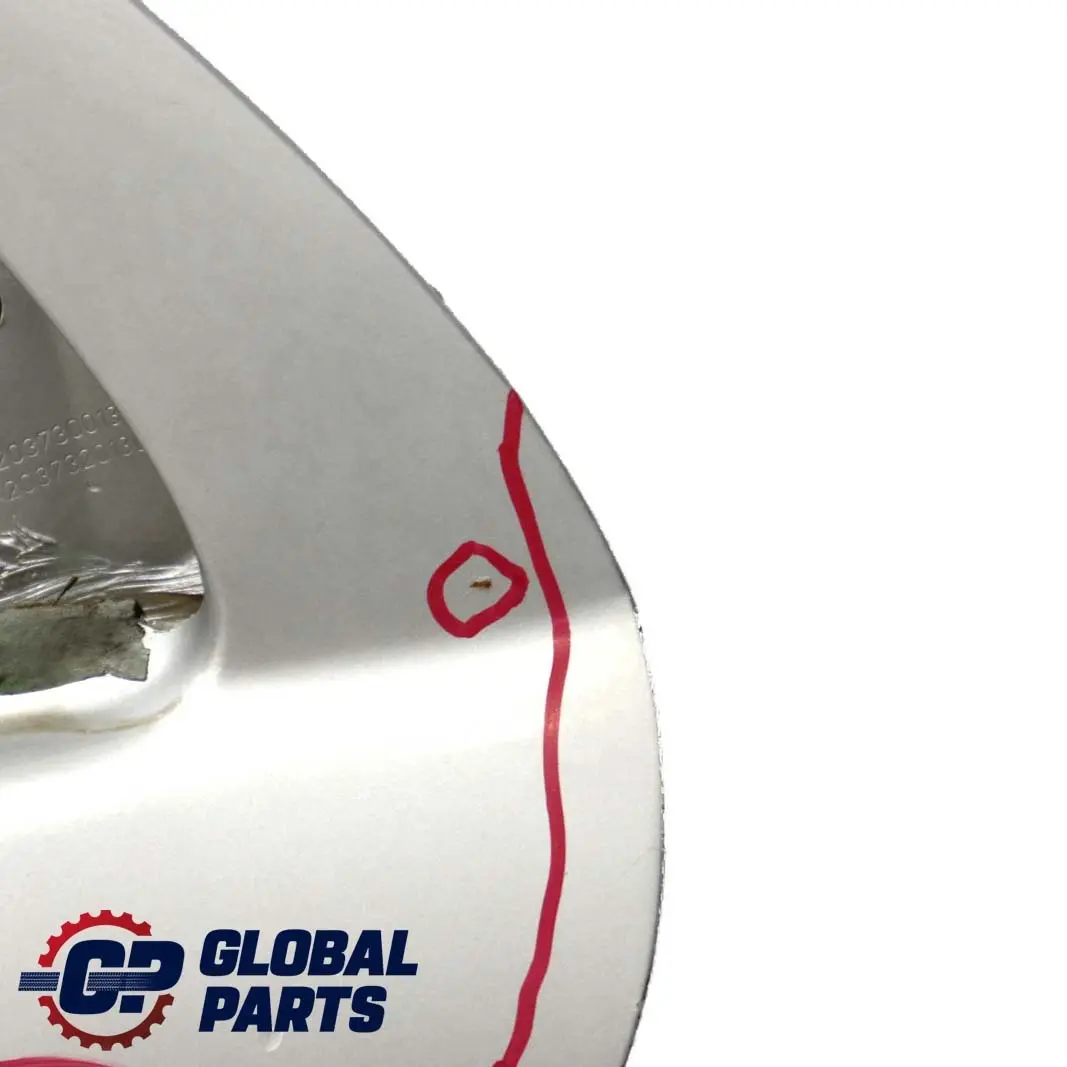 Clase C W203 Puerta Trasera Izquierda Plata Brillante Metalizado - 744 para Mercedes con número de pieza A2037300705 Mercedes Clase C W203 Puerta Trasera Izquierda Plata Brillante Metalizado - 744 - SKU A2037300705-BS - Número de pieza A2037300705