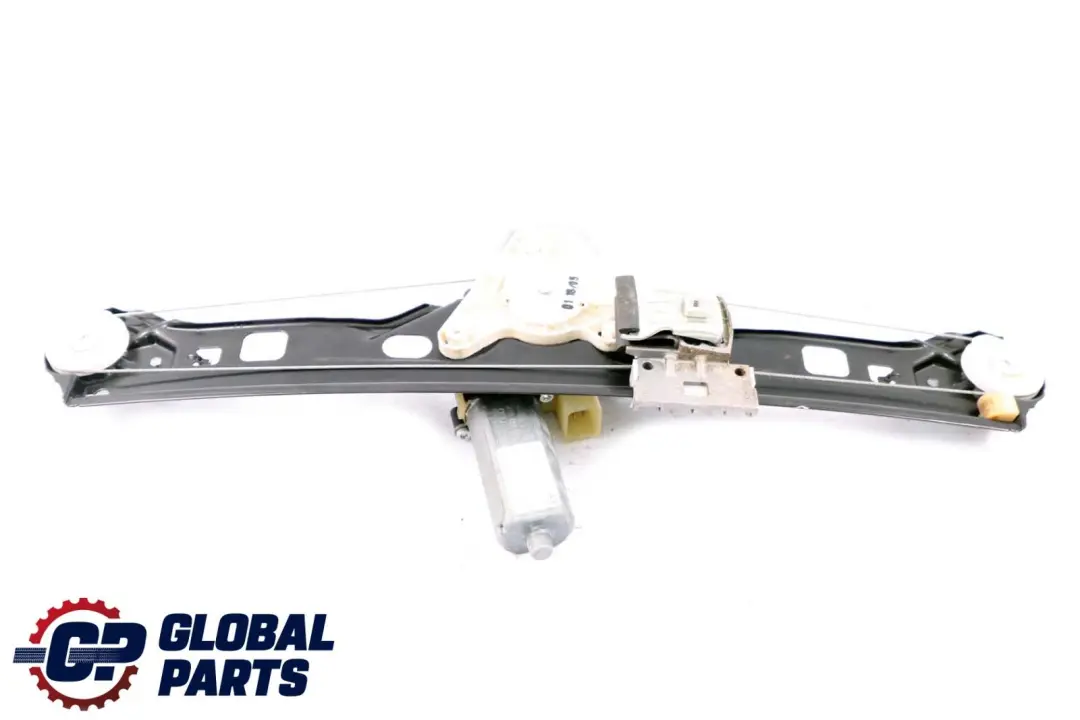 Mercedes C W203 Regulator szyby drzwi tył prawy - SKU A2037301246 - Numer Części A2037301246