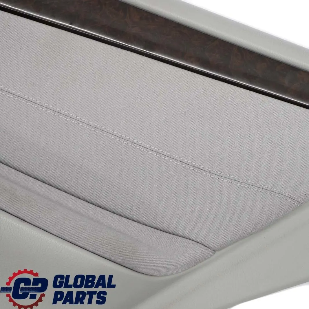 Trasera Derecha Panel De La tarjeta De puerta De tela gris alpaca para Mercedes W203 con número de pieza A2037304262 Mercedes W203 Trasera Derecha Panel De La tarjeta De puerta De tela gris alpaca - SKU A2037304262 - Número de pieza A2037304262