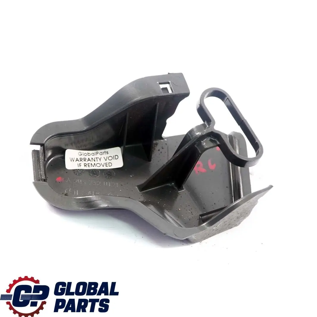 Embellecedor panel interior puerta trasera izquierda carril para Mercedes W203 con número de pieza A2037320121 Mercedes W203 Embellecedor panel interior puerta trasera izquierda carril - SKU A2037320121 - Número de pieza A2037320121