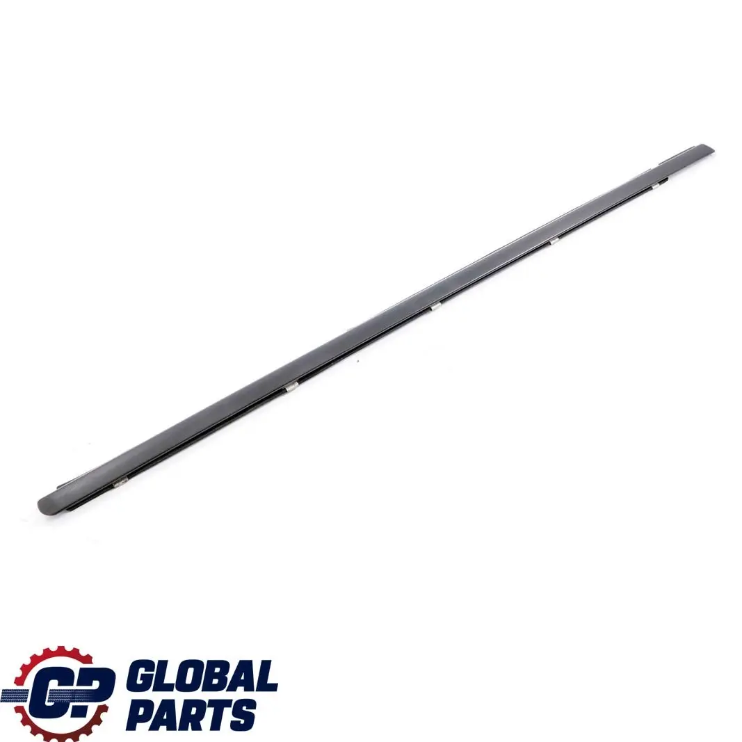 Mercedes W203 Modanatura striscia rivestimento esterna lunotto posteriore destro - SKU A2037350665 - Numero di parte A2037350665
